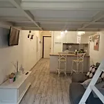 Cris Howme Lejlighed