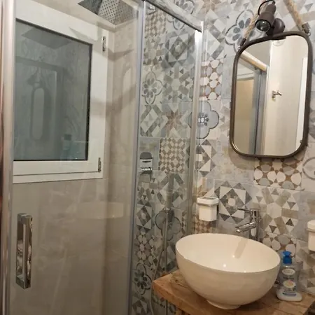 Cris Howme דירה בארי