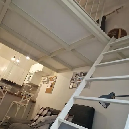 Apartment Cris Howme