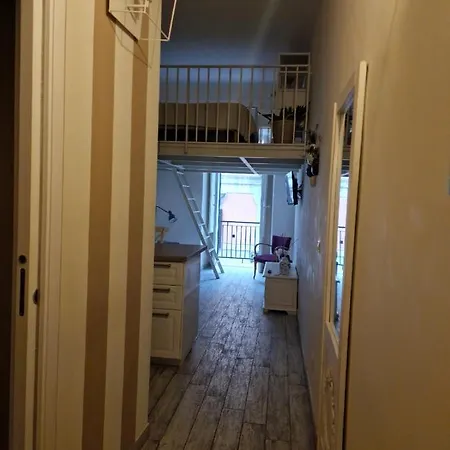 Apartment Cris Howme