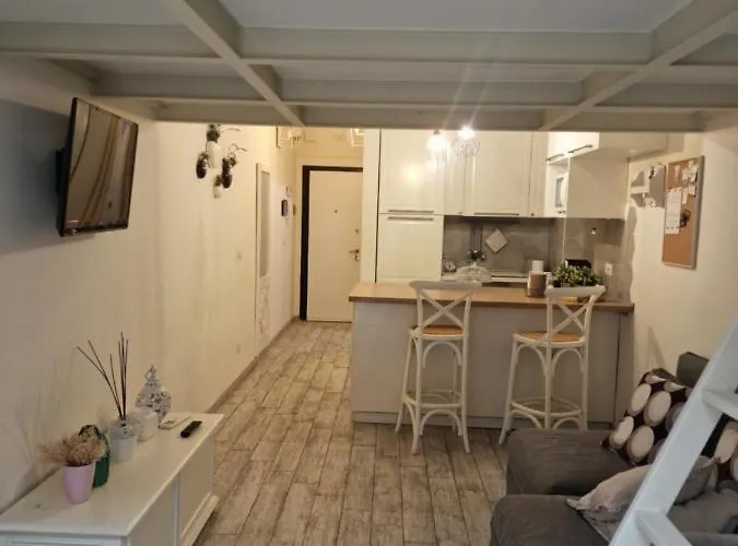 Cris Howme Apartament